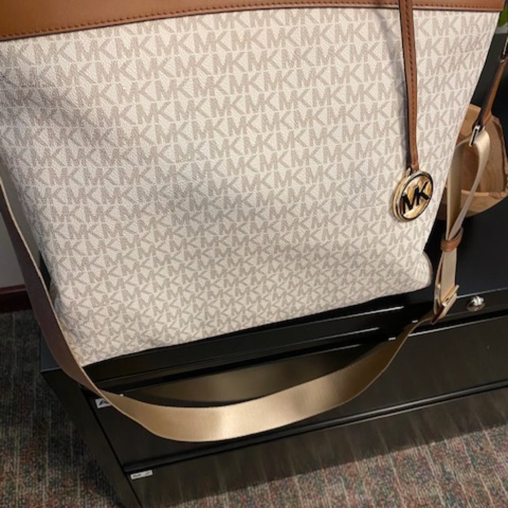 Michael Kors Travel Bag/Briefcase